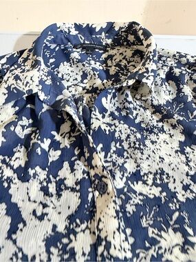 Adrianna Papell Navy and White Floral Button-Up Blouse